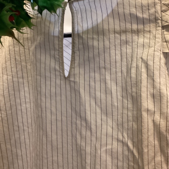 White Zara Blouse with Blue Pin Stripes, Puffed Long Sleeves and Bow on Sholuder - Picture 7 of 9